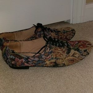 Womens Shoes